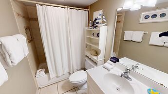 Shoreline Towers 2074 2 Bedroom Condo by RedAwning