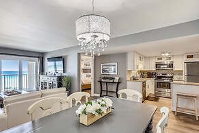 Holiday Surf & Racquet 402 2 Bedroom Condo by RedAwning