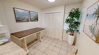 Inlet Reef 316 2 Bedroom Condo by RedAwning