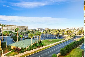 Inlet Reef 316 2 Bedroom Condo by RedAwning