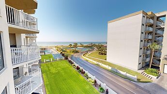 Inlet Reef 316 2 Bedroom Condo by RedAwning