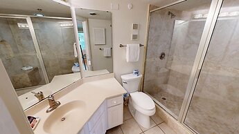 Inlet Reef 316 2 Bedroom Condo by RedAwning