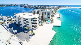 East Pass Towers 107 2 Bedroom Condo by RedAwning