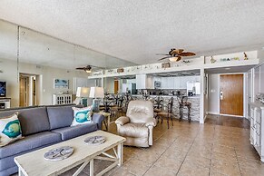 East Pass Towers 107 2 Bedroom Condo by RedAwning