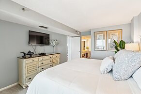 Inlet Reef 502 2 Bedroom Condo by RedAwning