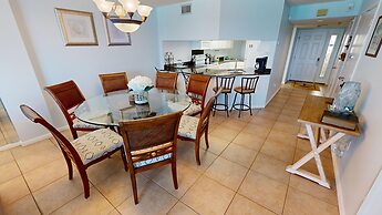 Inlet Reef 502 2 Bedroom Condo by RedAwning