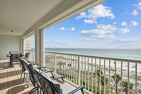 Oceania 503 3 Bedroom Condo by RedAwning