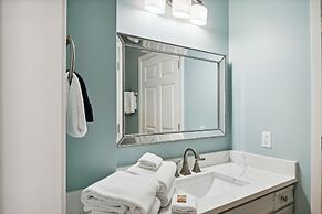 Oceania 503 3 Bedroom Condo by RedAwning