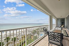 Oceania 503 3 Bedroom Condo by RedAwning