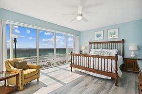 Oceania 503 3 Bedroom Condo by RedAwning