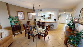 Inlet Reef 217 2 Bedroom Condo by RedAwning