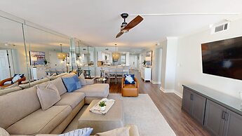 Inlet Reef 406 2 Bedroom Condo by RedAwning