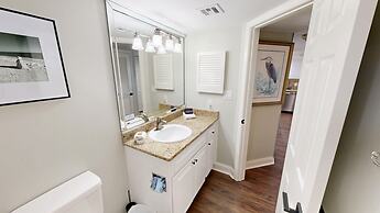 Inlet Reef 406 2 Bedroom Condo by RedAwning