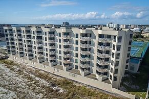 Inlet Reef 310 2 Bedroom Condo by RedAwning