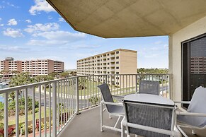 Inlet Reef 310 2 Bedroom Condo by RedAwning