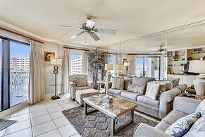 Inlet Reef 310 2 Bedroom Condo by RedAwning