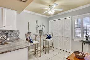 Inlet Reef 310 2 Bedroom Condo by RedAwning