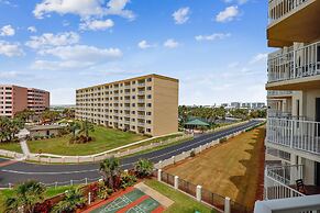 Inlet Reef 310 2 Bedroom Condo by RedAwning