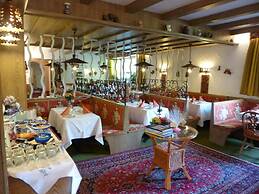 Atina Hotel