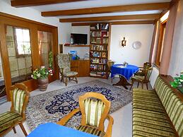 Atina Hotel