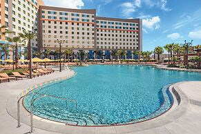 Universal's Endless Summer Resort - Dockside Inn and Suites