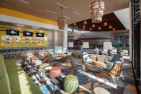 Universal's Endless Summer Resort - Dockside Inn and Suites