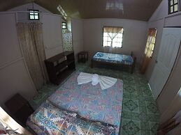 Jonny's cabins drake day