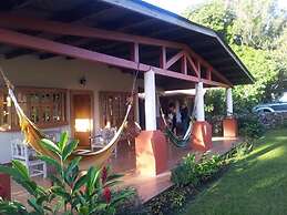 Spanish by the River - Boquete - Hostel