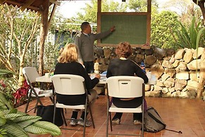 Spanish by the River - Boquete - Hostel