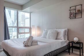 The Yonge Boutique Suites