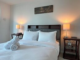 The Yonge Boutique Suites