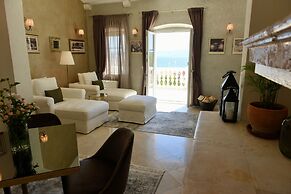 Villa Giardino Heritage Boutique Hotel Bol