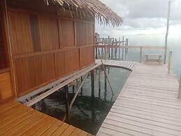 Sunset Homestay Arborek