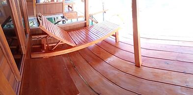 Sunset Homestay Arborek