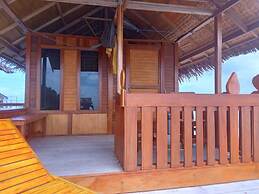 Sunset Homestay Arborek