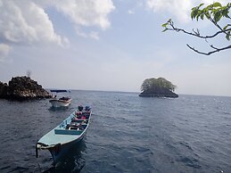 Sunset Homestay Arborek