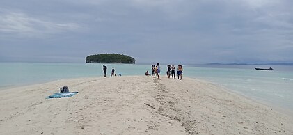 Sunset Homestay Arborek