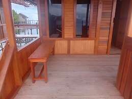 Sunset Homestay Arborek