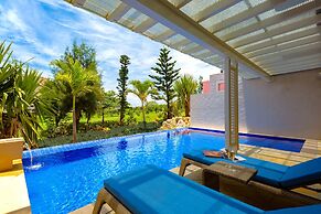 Hotel Shigira Mirage