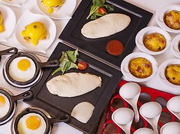 Hotel Shigira Mirage