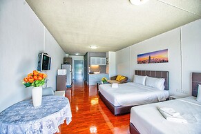 Hillside Plaza & Condotel 4 Downtown