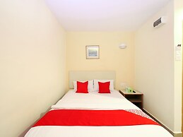 Super OYO 635 Seven Days Hotel