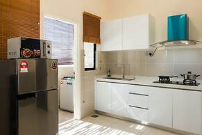 J DUPION Boutique Suites by NowHere