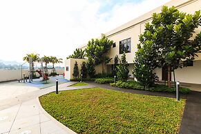 J DUPION Boutique Suites by NowHere