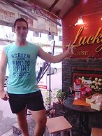 Lucky House Phra Sing Chiangmai - Hostel