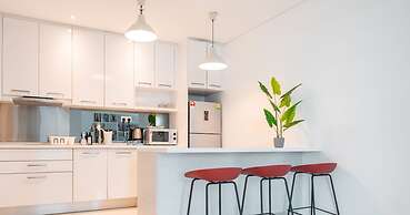 Summer Suites Residences By Plush