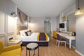 The Raga Side - Adults Only - All inclusive