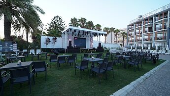 The Raga Side - Adults Only - All inclusive