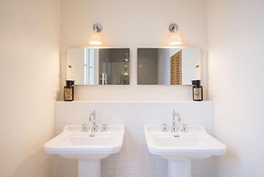 Maison Deveney Mars