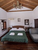 Goulas Traditional Guesthouse